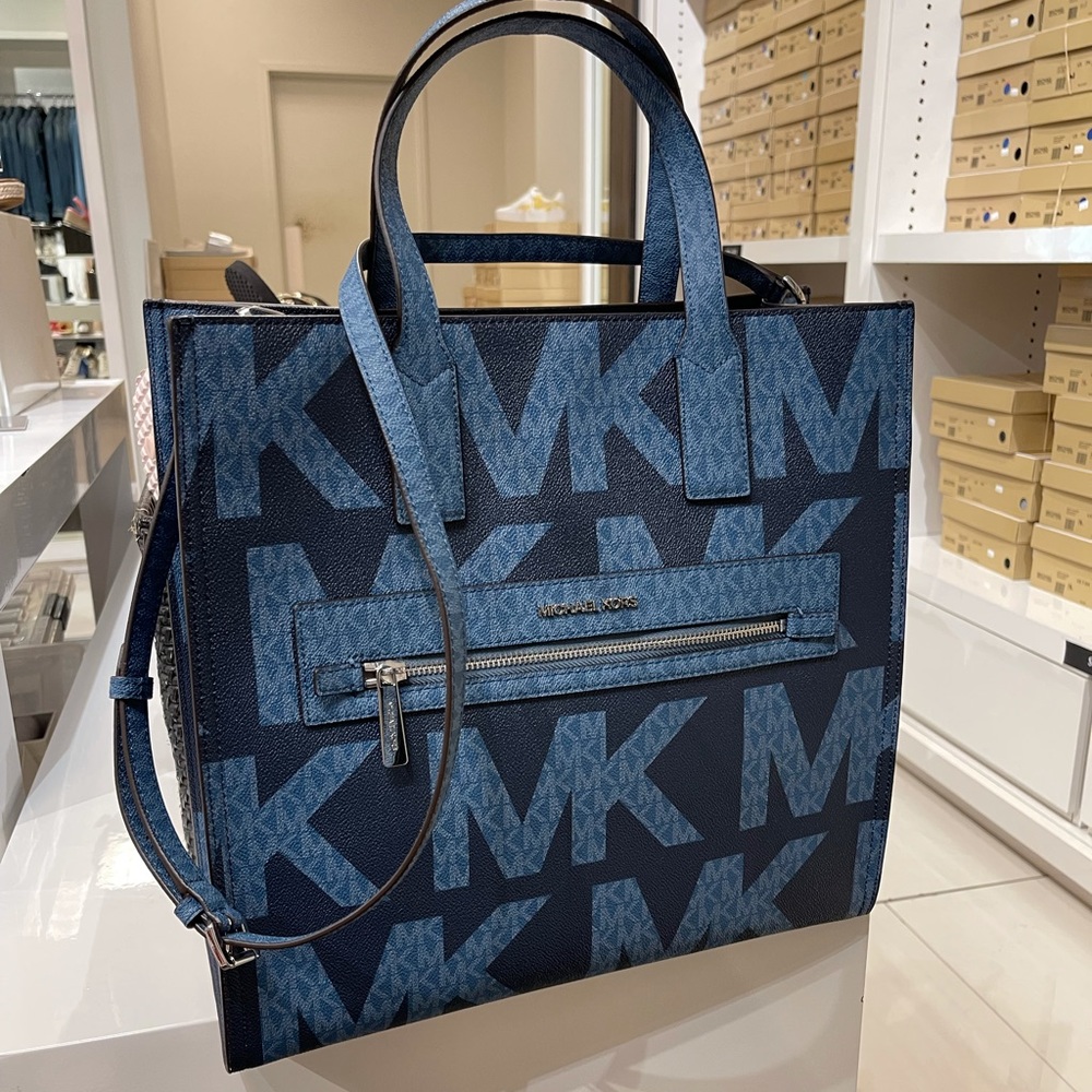 Michael Kors Kenly Large NS Tote - Picture 2 of 8